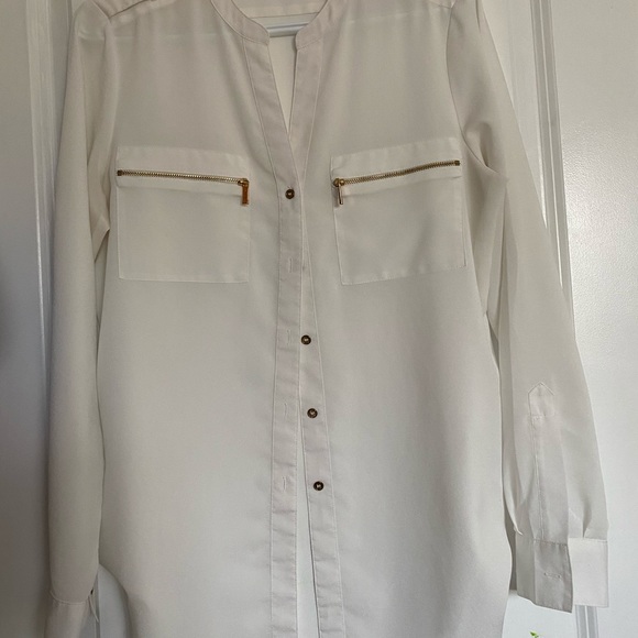 Tops - Picture 1 of 2